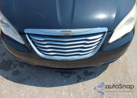 2011 Chrysler 200 Touring z USA, uszkodzony, nr VIN 1C3BC1FG0BN503225